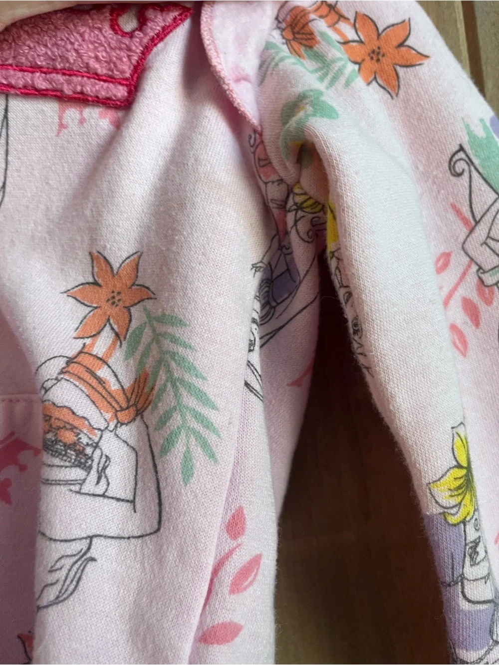 Disney Princess Pink Hooded Zip Top with matching sweat bottoms in size 3T